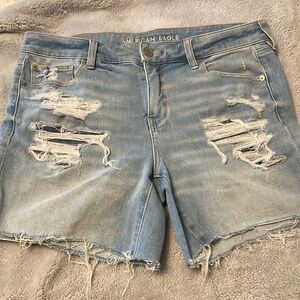 American Eagle Midi Dream Shorts Size 16